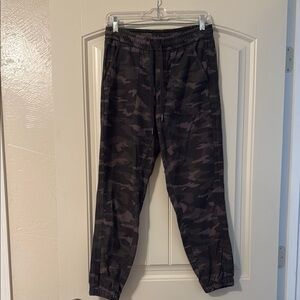 Womens Camouflage Jogger Pants